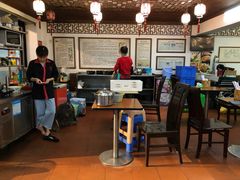 大堂-邵子牙·中华老字号(定安路店)