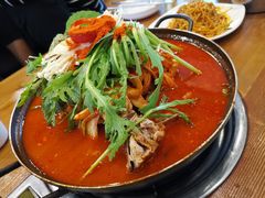 -喇喇排骨火锅·传统韩式脊骨汤(望京西园总店)