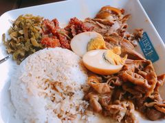-Pier 21 (Terminal 21 Asok)
