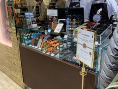 -VENCHI 闻绮(北京国贸商城店)