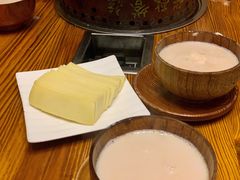 奶豆腐-诺敏塔拉奶茶-布里亚特包子-手把肉(锦都会店)