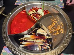 -廖掌柜·重庆鲜货火锅(上海首店)