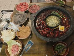 -黄潇洒老火锅(九眼桥宏济巷店)