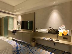 -上海漕河泾万丽酒店