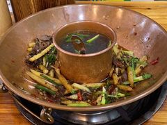 -牛喵喵铜锅牛肉馆