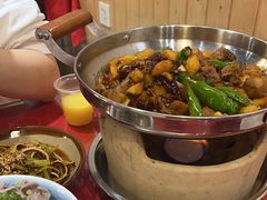 -冯烫烫跷脚牛肉·川菜小馆(武胜西街店)