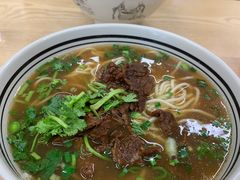 -小马牛肉面·牛骨熬制(南京博物院店)