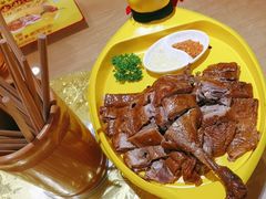 -郑百万·百万卤鹅重庆菜馆·家宴旗舰店(动物园店)