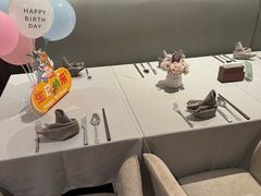 -广州万富希尔顿酒店·感趣自助餐厅·金秋蟹宴生蚝海鲜刺身
