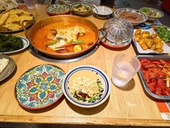 -洱火云南酸菜牛肉火锅(石景山当代商城店)