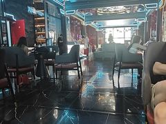 -屋有岛沉浸游戏旗舰店(中山公园店)