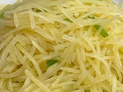 炒土豆丝-老昌春饼(中央大街店)
