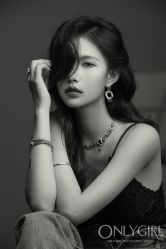 -onlygirl摄影美学馆高端定制(江滩店)