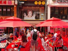 -BHC炸鸡(明洞总店)