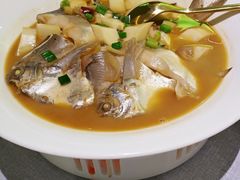 家烧白扁中鲳鱼-甬府小鲜(万象城店)