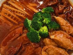 -满江红四季餐厅 · 国家五钻级酒家(新纪元大酒店店)