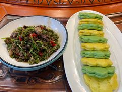 -乡村馕坑肉·烧烤·新疆菜·本地人更爱吃(阿勒泰首店)