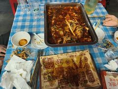 -老街烧烤大排档·地道湖北菜·龙虾馆(汉口火车站店)