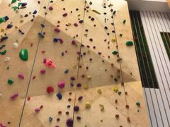 -ROCKPLUS攀岩馆(环宇城店)