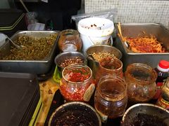 -红鼻子桂林米粉(金唐新光界店)