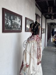 -一揽芳华汉服旗袍体验馆(拙政园店)