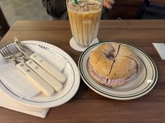 蓝莓贝果-屋裡·Union Bakery(龙江路店)