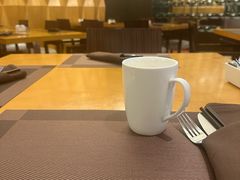 -上海西藏大厦万怡酒店Momo Cafe(徐汇店)