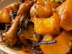 笨鸡榛蘑土豆-八大碗·地道东北菜(中街店)