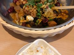 -拿渡麻辣香锅(世茂广场·工三店)