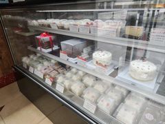 -红宝石·鲜奶小方·海派西点房(南丹店)