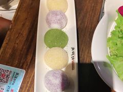 -老牌坊云南鱼豆花火锅(哈西万达店)