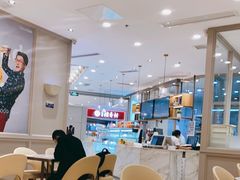大堂-面包新语(龙湖·西宸天街店)