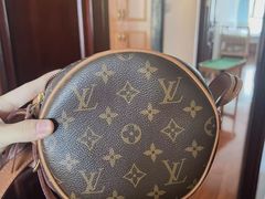 -小飞侠奢侈品回收 寄卖 养护(宝山宝龙广场店)