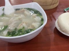 鲜肉馄饨-馄饨侯(广渠门店)