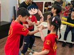 -温鉴良实用咏春拳