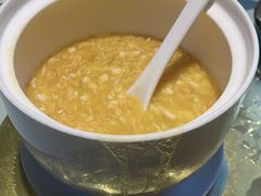-阿瓦山寨·湘菜现炒·剁椒鱼头王(咸阳总店)