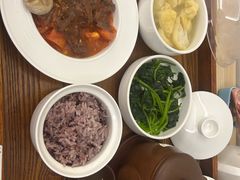 -雪梅月子中心(华侨城店)
