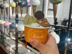 -VENCHI 闻绮(上海佛罗伦萨小镇店)