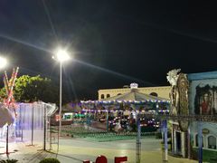 -巨鹏飞梦幻海岸