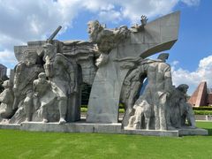 -上海市龙华烈士陵园