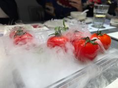 番茄脆菇沙拉-小大董·烤鸭(观景餐厅·南京西路店)