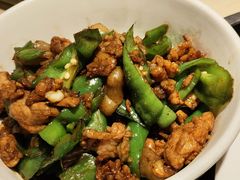 辣椒炒肉-大碗先生(万家丽店)