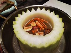 -得意咚瓜·顺德鱼生·冬瓜火锅(深圳首店)