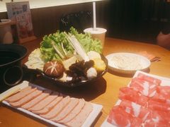 -呷哺呷哺(融创茂店)