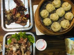 小笼包-诺敏塔拉奶茶-布里亚特包子-手把肉(锦都会店)