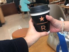 -星巴克(恒隆广场店)