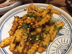 -云海肴·汽锅鸡·云南菜(天山百盛优客店)