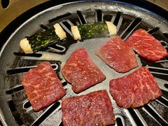 -炼火烤肉店