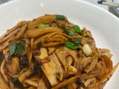 梅干菜炒莲藕-兰湘子·湘菜小炒(石家庄万象城店)