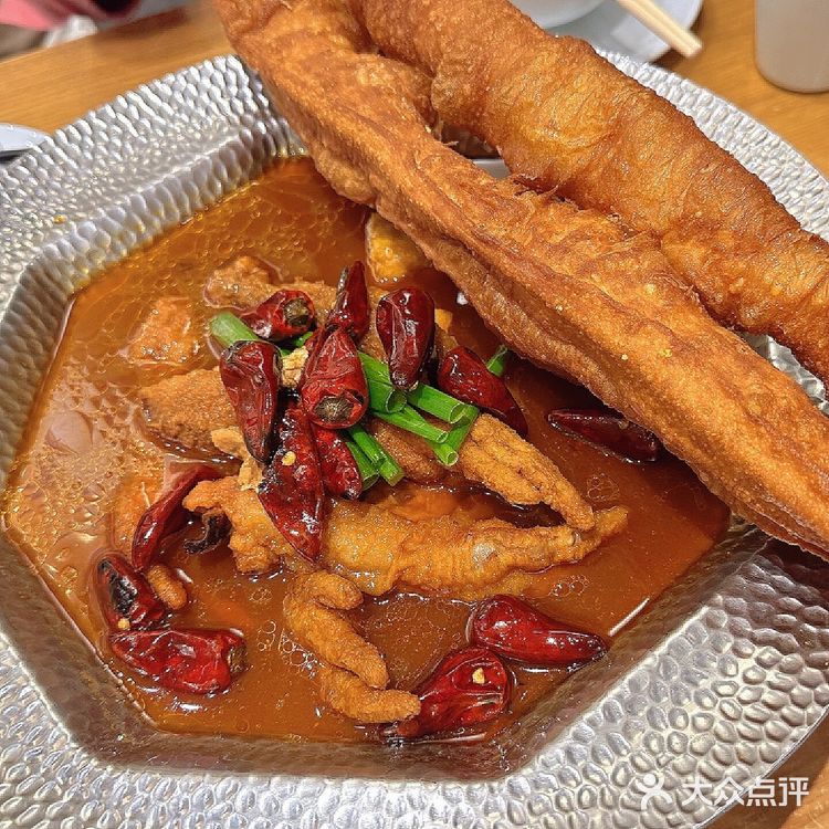 成都平价米其林餐厅[调皮]值得尝试